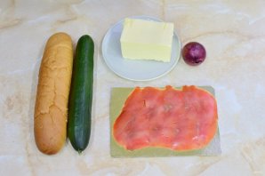 Бутерброды с горбушей соленой