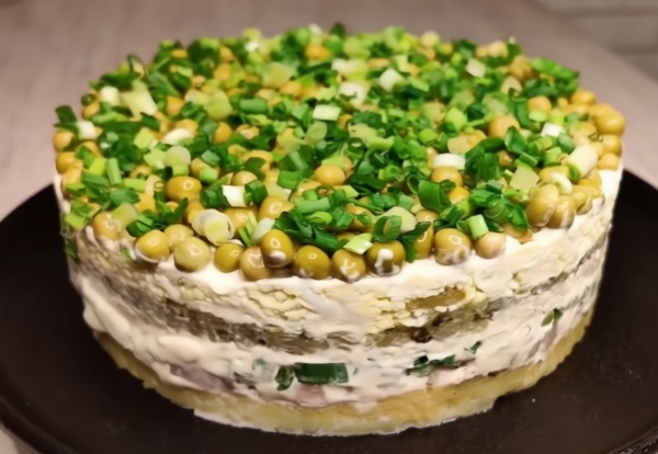 Забудьте о классике: «Новая шуба» — секретный салат, который взорвёт ваш праздничный стол невероятным вкусом!