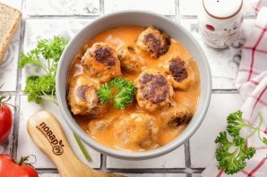 Фрикадельки с подливкой Фрикадельки с подливкой