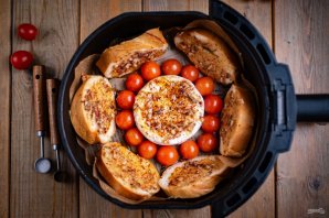 Камамбер в аэрогриле Камамбер в аэрогриле