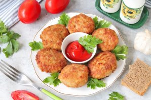 Котлеты из мясного фарша Котлеты из мясного фарша