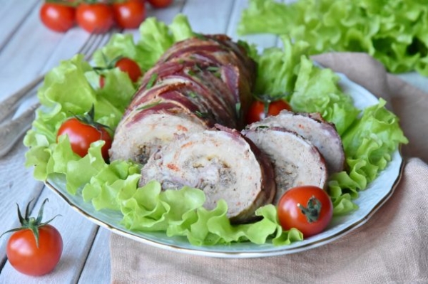 Мясной рулет
