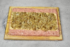 Мясной рулет