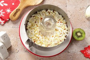 Новогодний салат "Нефритовый браслет"