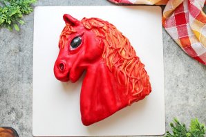 Новогодний торт "Огненная лошадь"