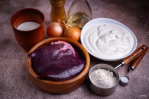 Печень говяжья в сметане Печень говяжья в сметане