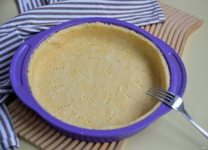 Пирог с сыром и луком-порей