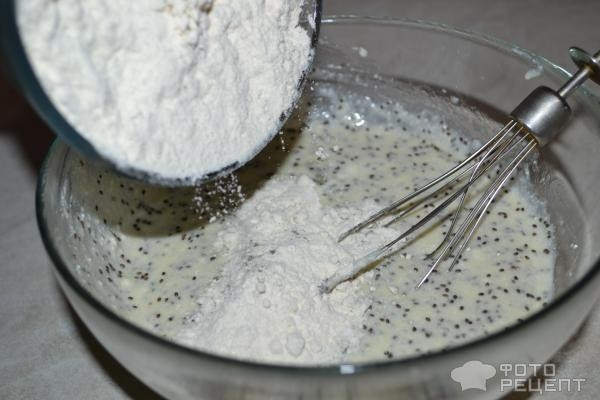 Рецепт: Печенье творожное - С чиа и вареньем из черной смородины