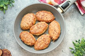 Рыбные котлеты с морковью Рыбные котлеты с морковью