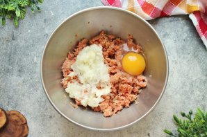 Рыбные котлеты с морковью Рыбные котлеты с морковью