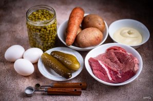 Салат "Оливье" новогодний Салат "Оливье" новогодний