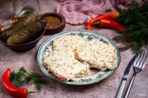 Свинина в сметане в духовке