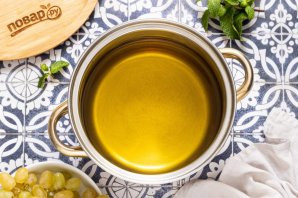 Виноград в чайном желе