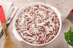 Запеканка из кабачков с картошкой и фаршем в духовке