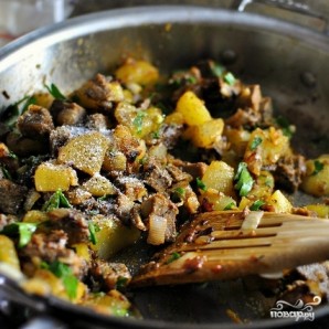 Жареная картошка с мясом Жареная картошка с мясом