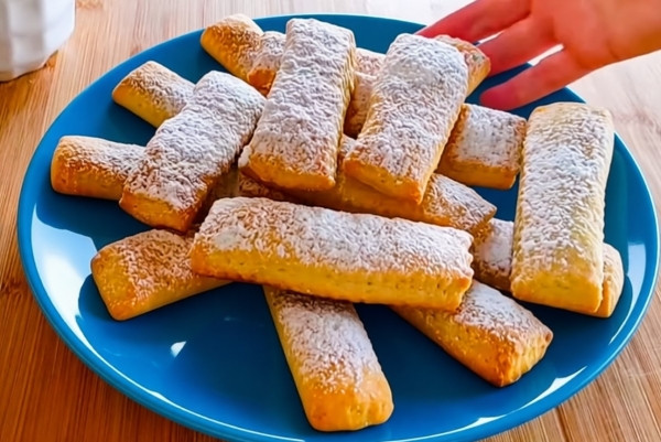 Вы будете печь его снова и снова: самый неожиданный и бюджетный рецепт роскошного хрустящего печенья