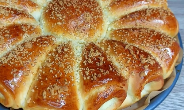 Булочки с творожной начинкой &mdash; такие вкусные, что готовлю их 7 раз в неделю. Рецепт моей бабушки