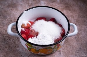 Пирог с ягодной начинкой, которая не течет