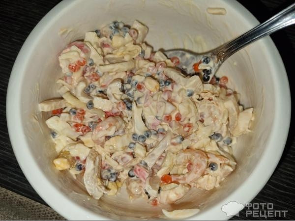 Рецепт: Салат Морской с креветками - С двумя видами икры