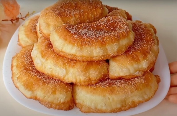 Оладьи с начинкой, как вареники: натерла яблоки, смешала и пожарила. Вкуснятина на завтрак для всей семьи
