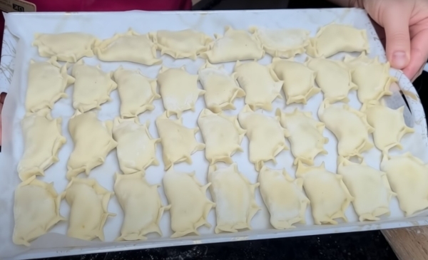 Вареники с капустой, которые не трескаются — рецепт на идеальном тесте без масла и кипятка! Вареники с капустой, которые не трескаются — рецепт на идеальном тесте без масла и кипятка!