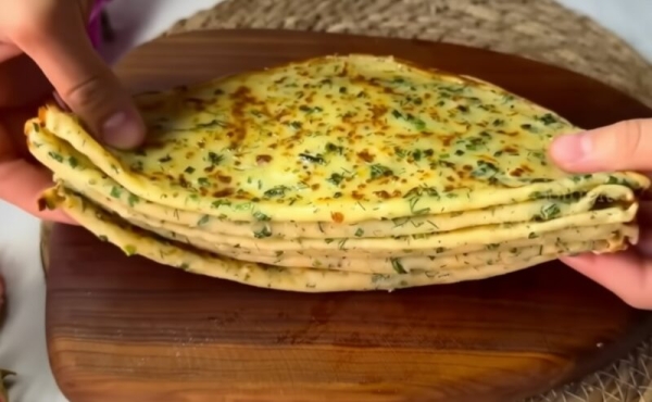 Готовлю раз в неделю — едим 7 дней: волшебные лепёшки без раскатки, которые тают во рту! Готовлю раз в неделю — едим 7 дней: волшебные лепёшки без раскатки, которые тают во рту!