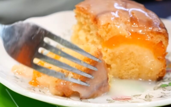 Простой и вкусный пирог «Минутка». Рецепт на скорую руку к чаю