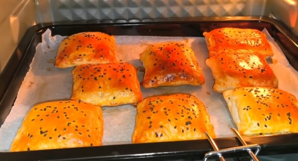 Идеальные пирожки для вечно занятых: как за 20 минут создать кулинарный шедевр с потрясающей начинкой Идеальные пирожки для вечно занятых: как за 20 минут создать кулинарный шедевр с потрясающей начинкой