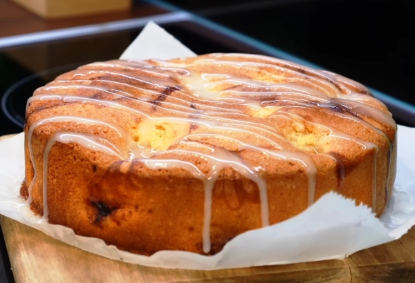 Простой и вкусный пирог «Минутка». Рецепт на скорую руку к чаю