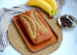Кекс с финиками и бананом