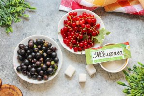 Конфитюр из черной и красной смородины