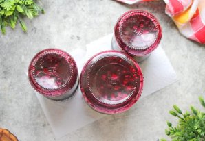 Конфитюр из черной и красной смородины