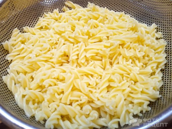 Рецепт: Макароны на сковороде - с морской капустой Рецепт: Макароны на сковороде - с морской капустой