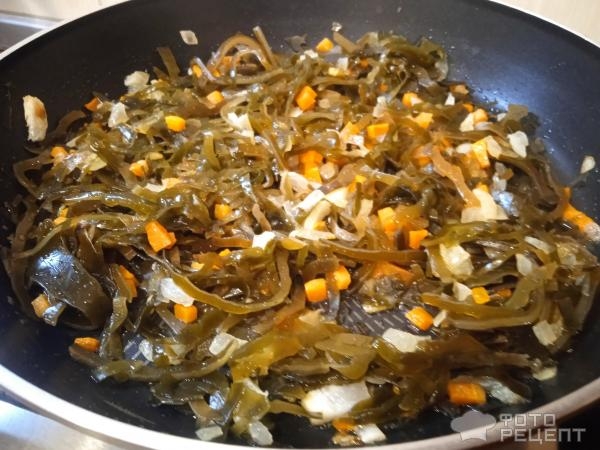 Рецепт: Макароны на сковороде - с морской капустой Рецепт: Макароны на сковороде - с морской капустой