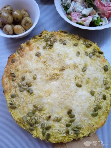 Рецепт: Открытый кабачковый пирог - С овсяными хлопьями и сыром. Быстро и вкусно!