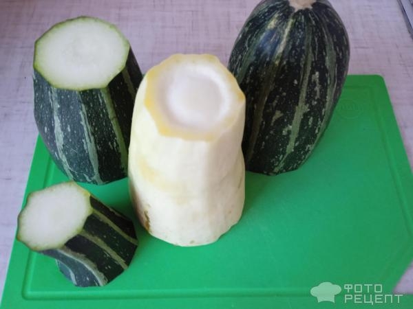 Рецепт: Открытый кабачковый пирог - С овсяными хлопьями и сыром. Быстро и вкусно!