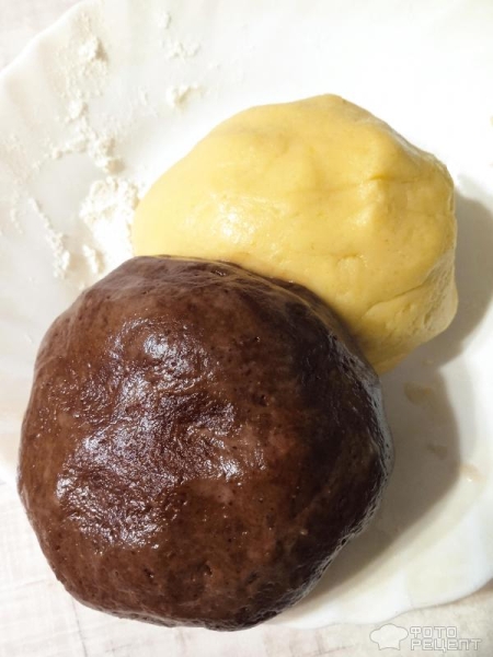 Рецепт: Печенье "Осенние листья" - Двухцветное, шоколадное, простое, быстрое и вкусное