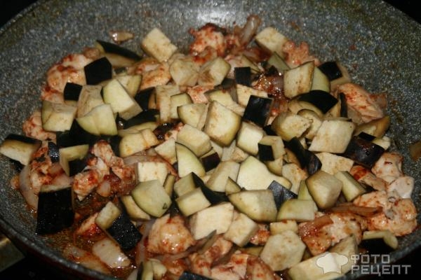 Рецепт: Соте из баклажан - с курицей и овощами