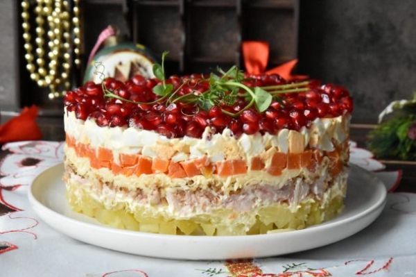 Салат с гранатом Салат с гранатом