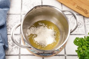 Запеканка с фаршем под соусом Бешамель