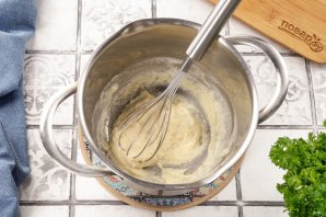 Запеканка с фаршем под соусом Бешамель